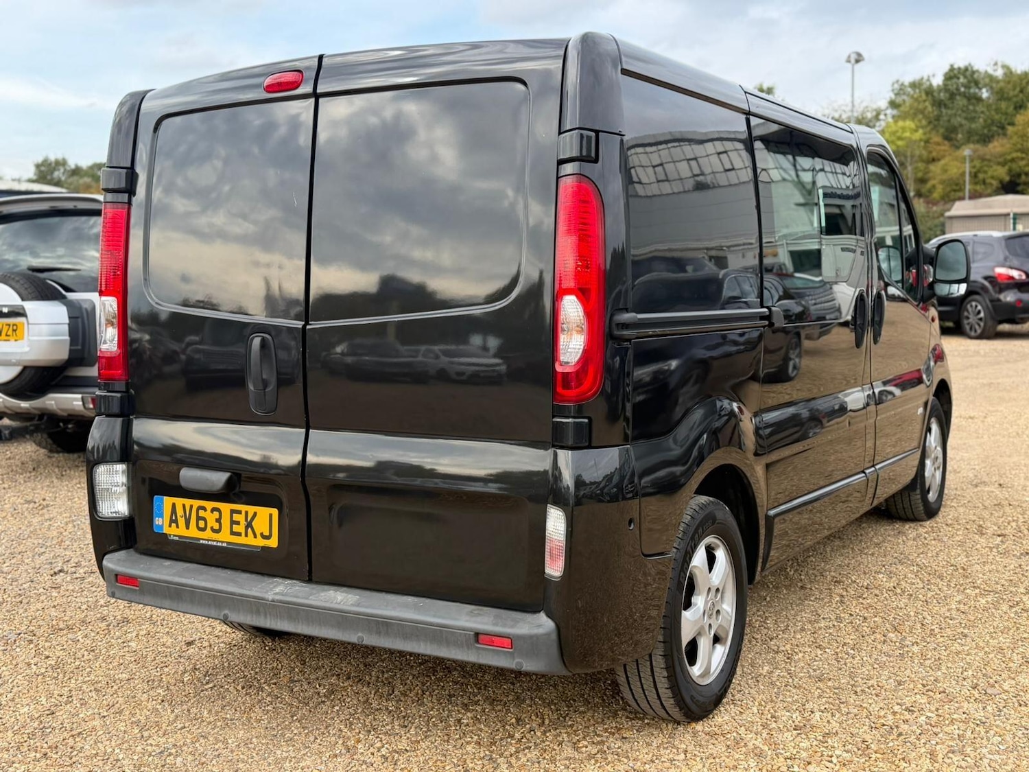 Used Vauxhall Vivaro 2014 for sale - 76855730: Photo 7