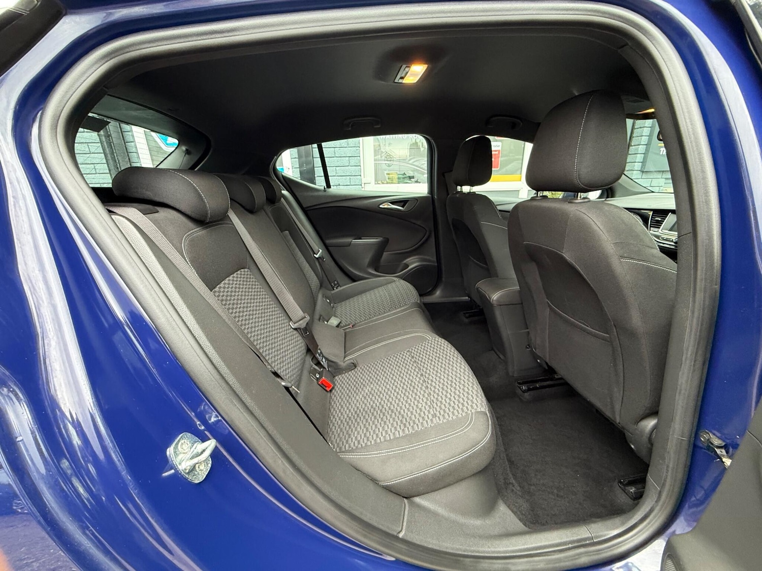 Used Vauxhall Astra 2017 for sale - 77203140: Photo 20