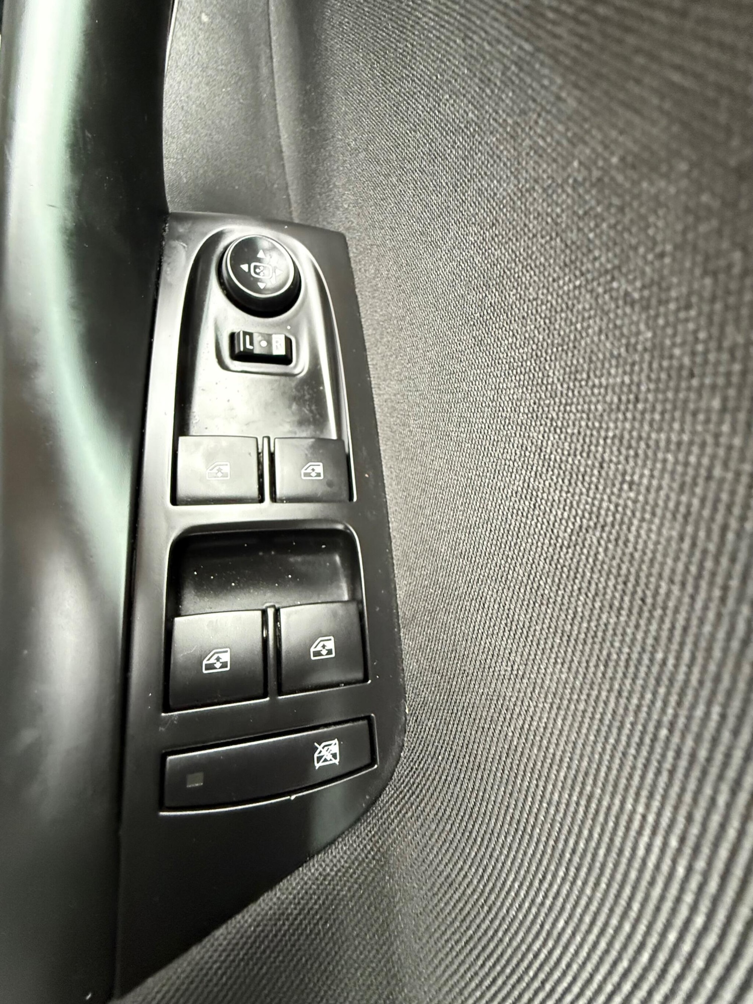 Used Vauxhall Astra 2017 for sale - 77203140: Photo 26