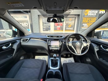 Used Nissan Qashqai 2017 for sale - 78809507: Photo