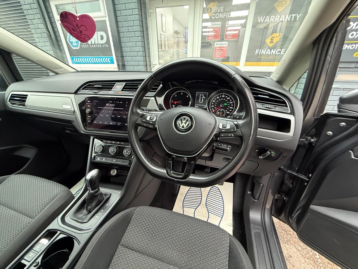 Used Volkswagen Touran 2019 for sale - 77467975: Photo 25