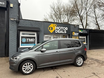 Used Volkswagen Touran 2019 for sale - 77467975: Photo