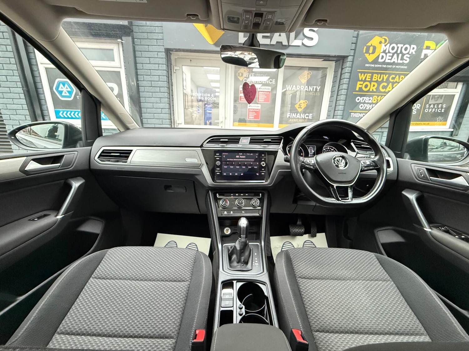 Used Volkswagen Touran 2019 for sale - 77467975: Photo 4