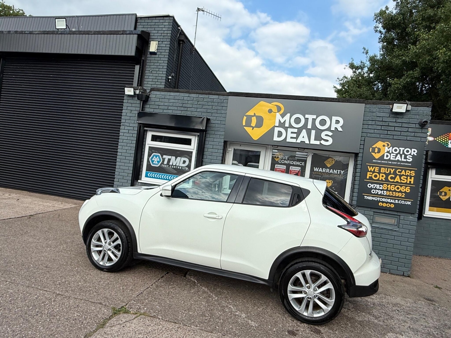 Used Nissan Juke 2015 for sale - 76513451: Photo 10