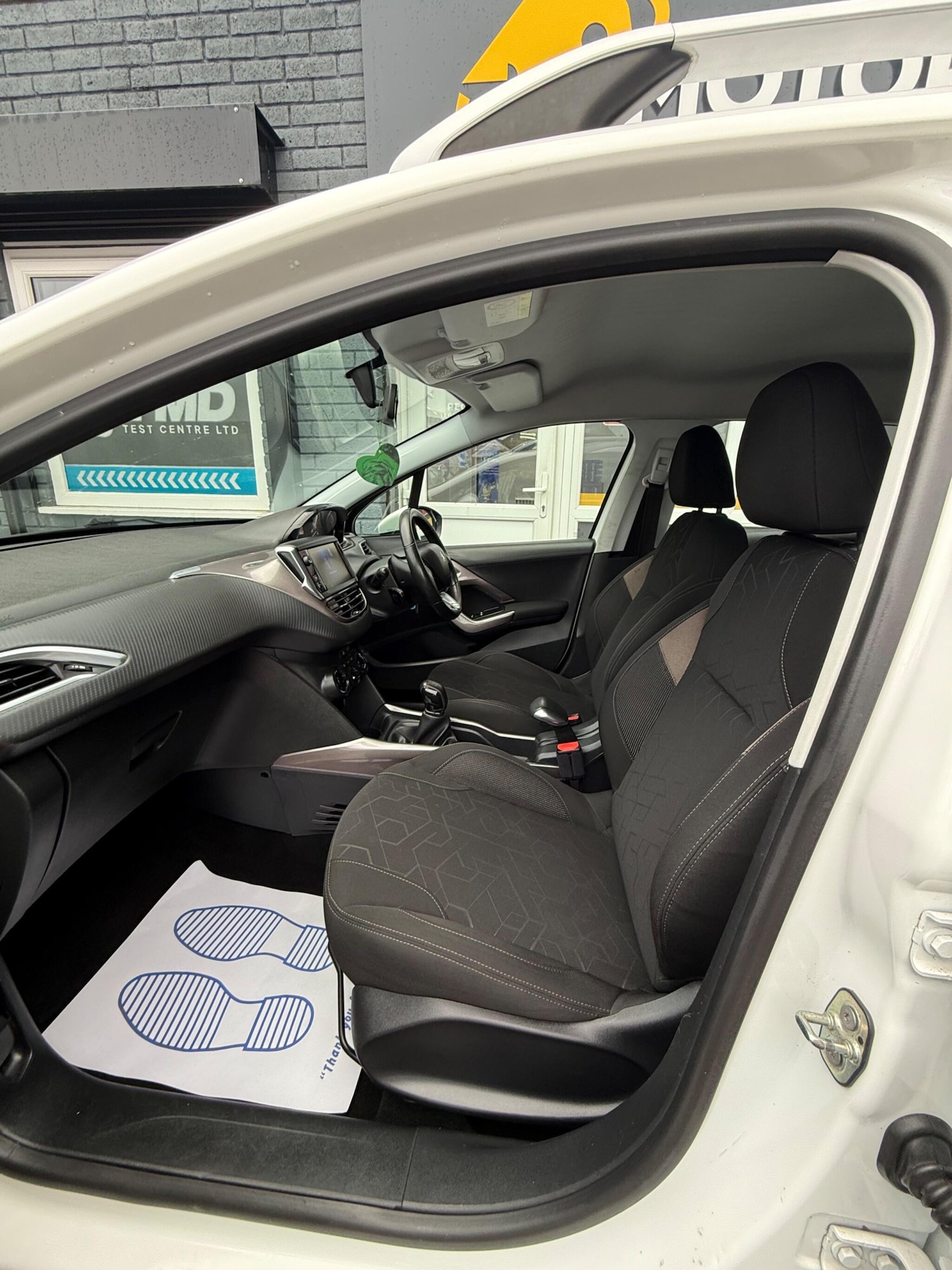 Used Peugeot 2008 2014 for sale - 77253943: Photo 17