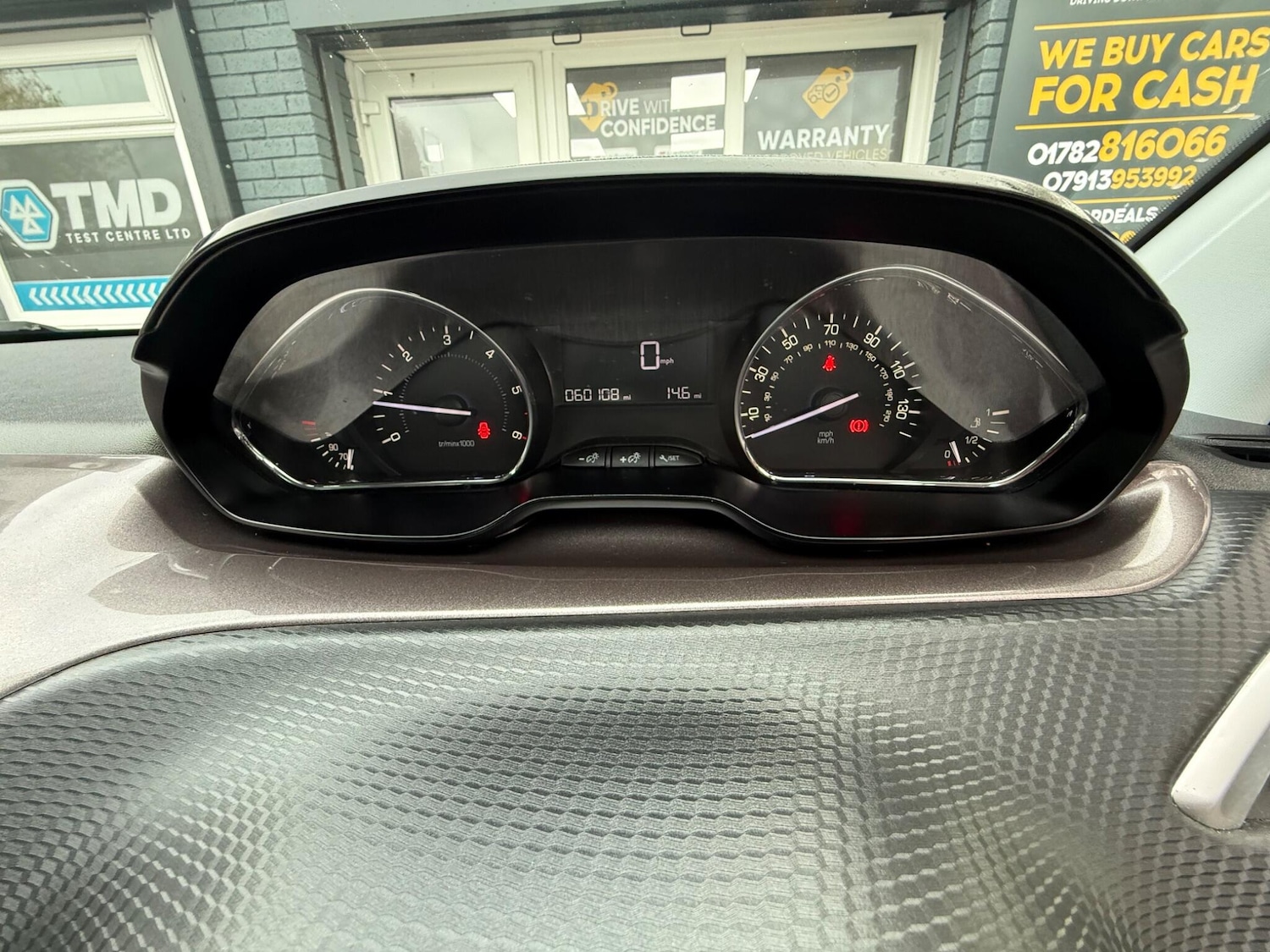 Used Peugeot 2008 2014 for sale - 77253943: Photo 25