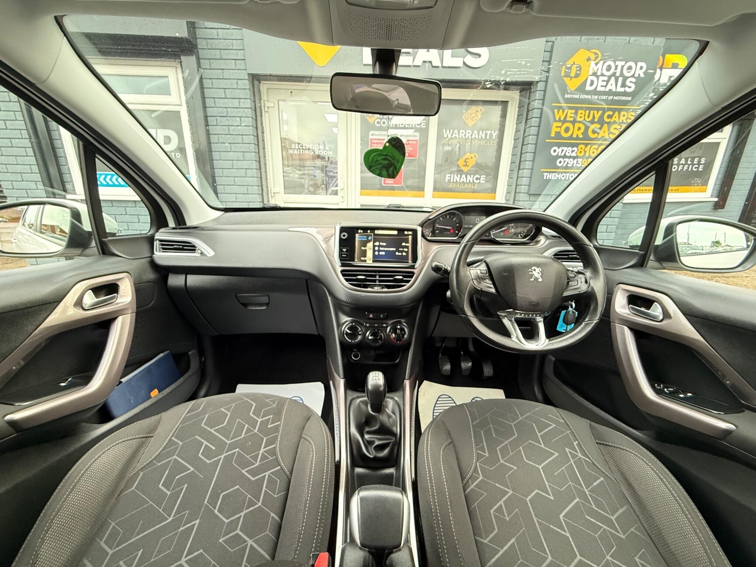 Used Peugeot 2008 2014 for sale - 77253943: Photo 4