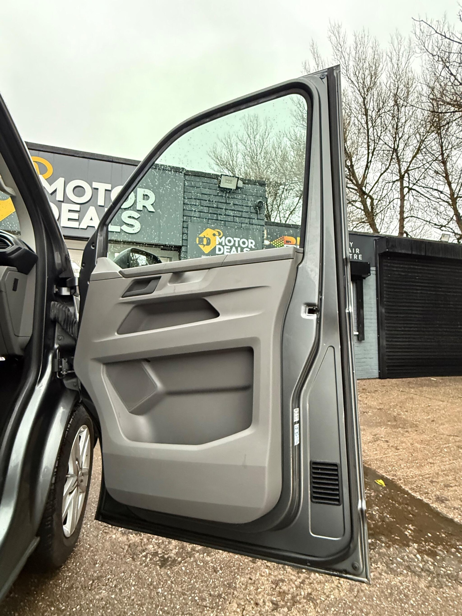 Used Volkswagen Transporter Shuttle 2020 for sale - 76899118: Photo 14