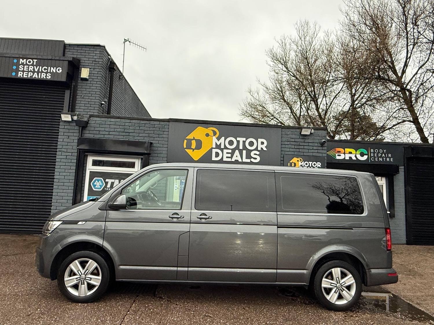 Used Volkswagen Transporter Shuttle 2020 for sale - 76899118: Photo 9