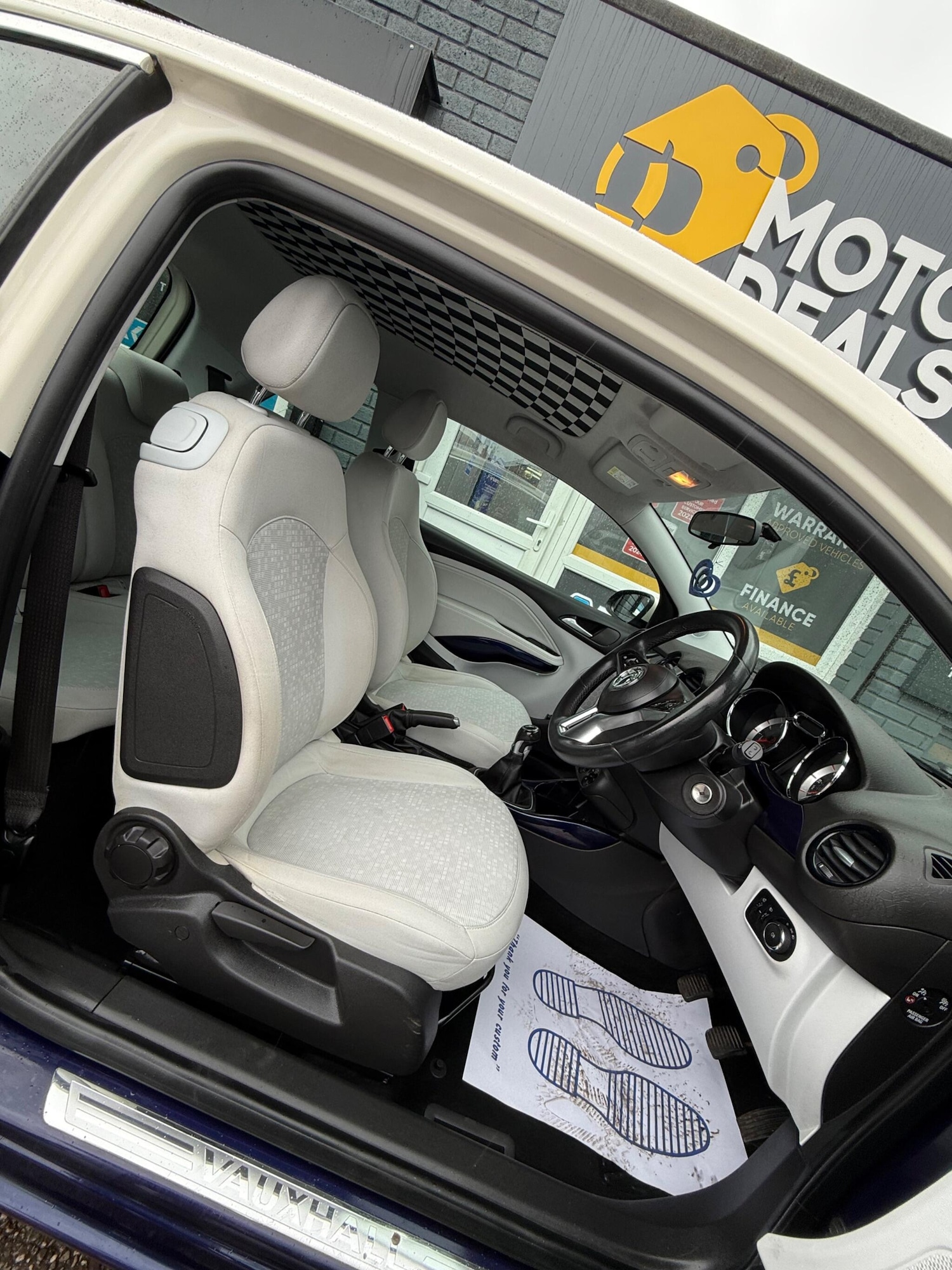 Used Vauxhall ADAM 2013 for sale - 77538419: Photo 16