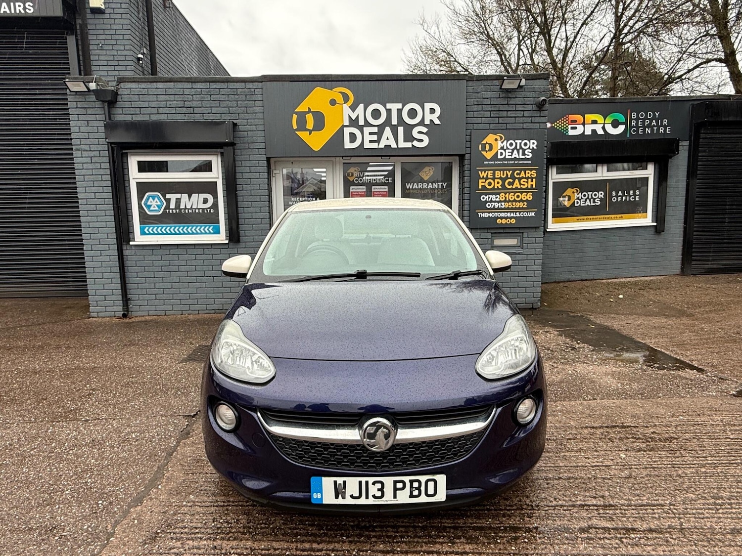 Used Vauxhall ADAM 2013 for sale - 77538419: Photo 2