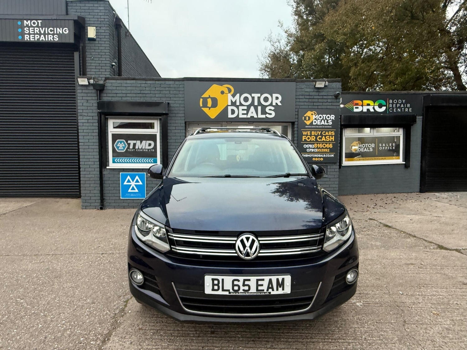 Used Volkswagen Tiguan 2015 for sale - 76314707: Photo 2