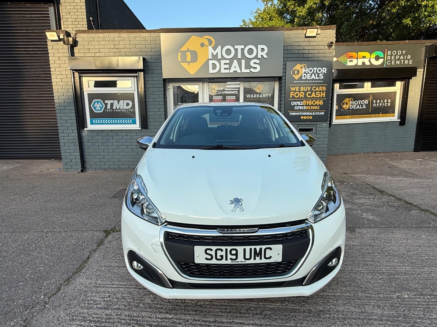 Used Peugeot 208 2019 for sale - 77202777: Photo 2