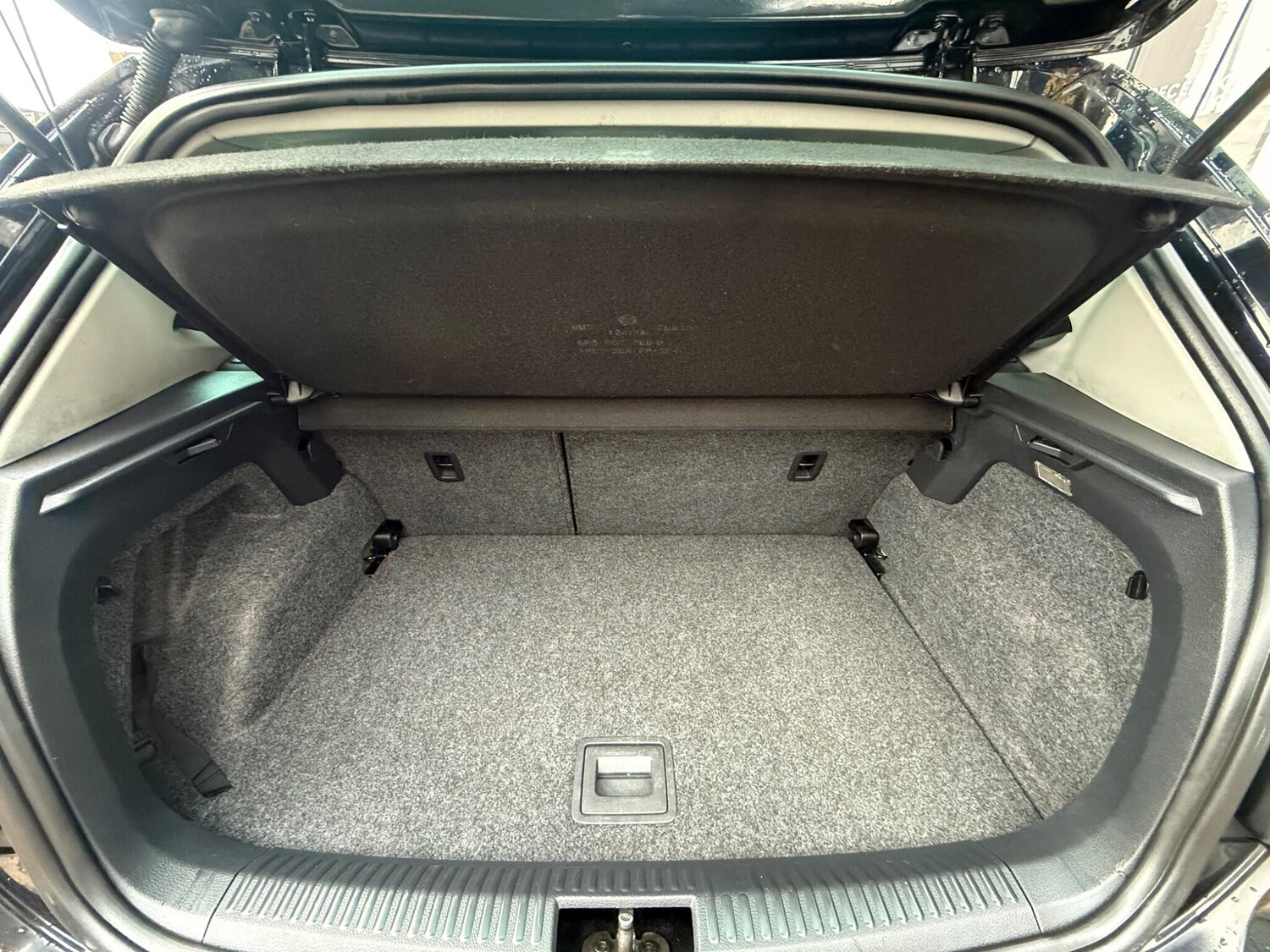 Used Volkswagen Polo for sale - 77586531: Photo 28