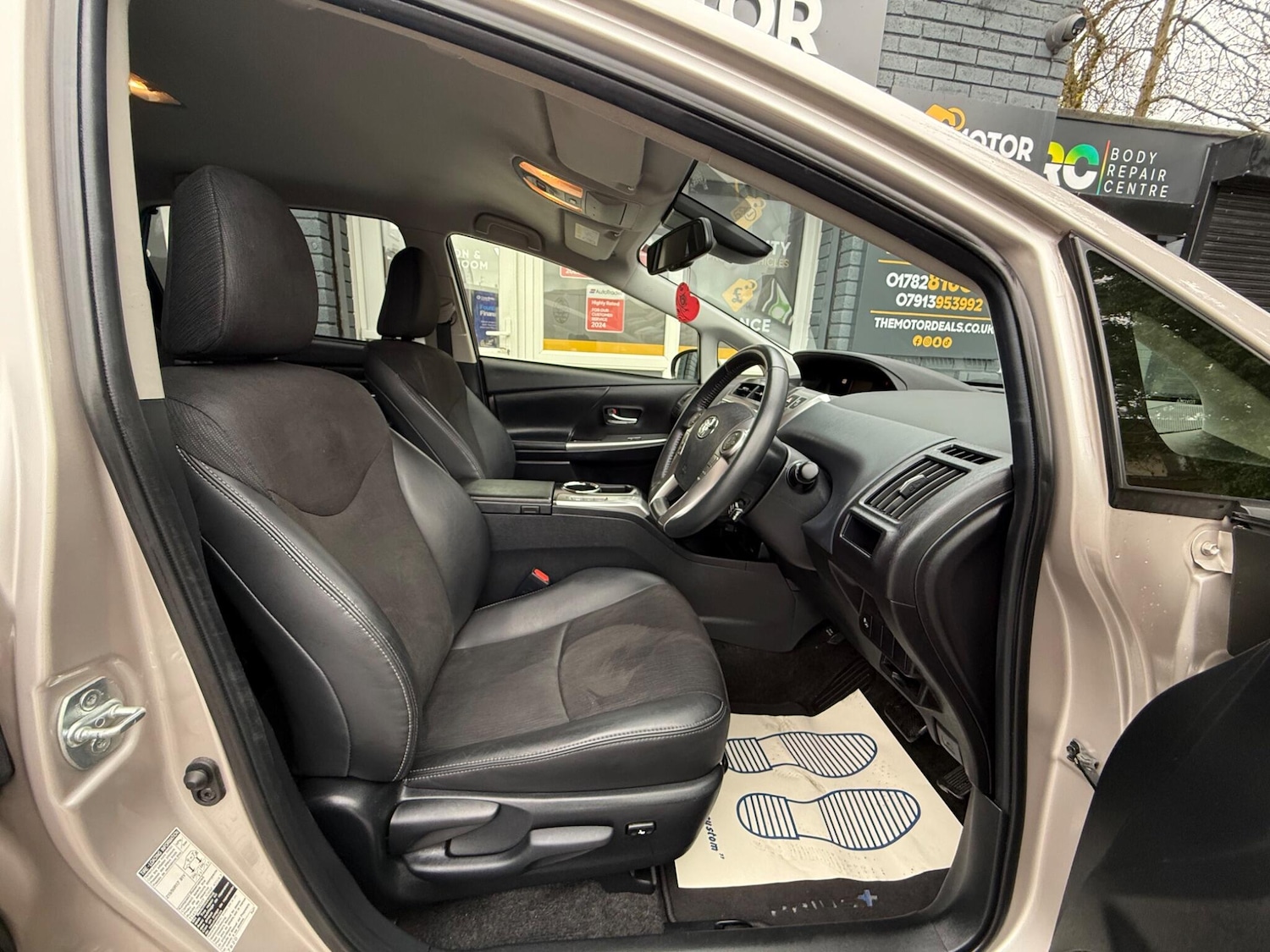 Used Toyota Prius+ 2020 for sale - 76753228: Photo 13