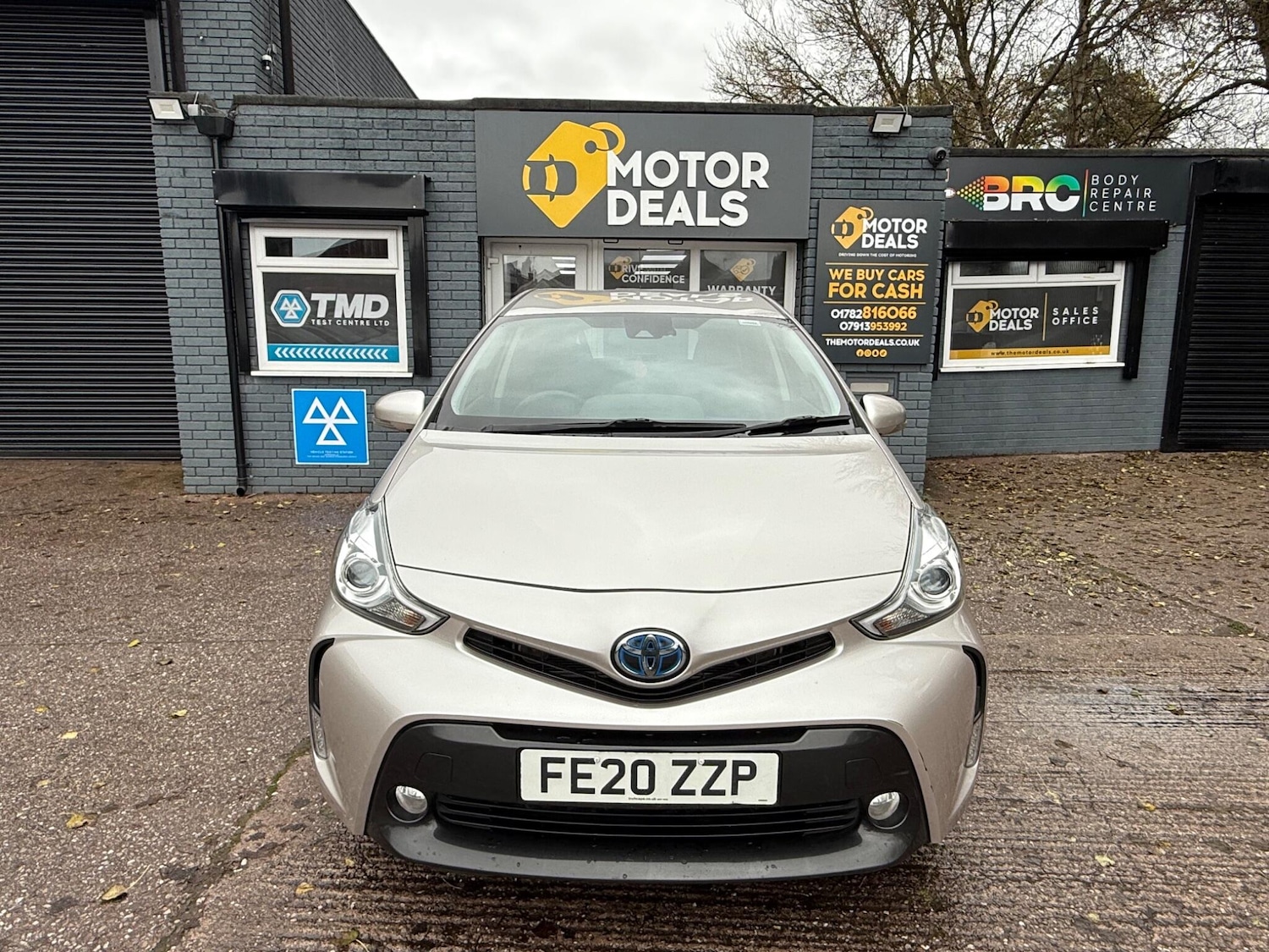 Used Toyota Prius+ 2020 for sale - 76753228: Photo 2