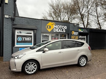 Used Toyota Prius+ 2020 for sale - 76753228: Photo