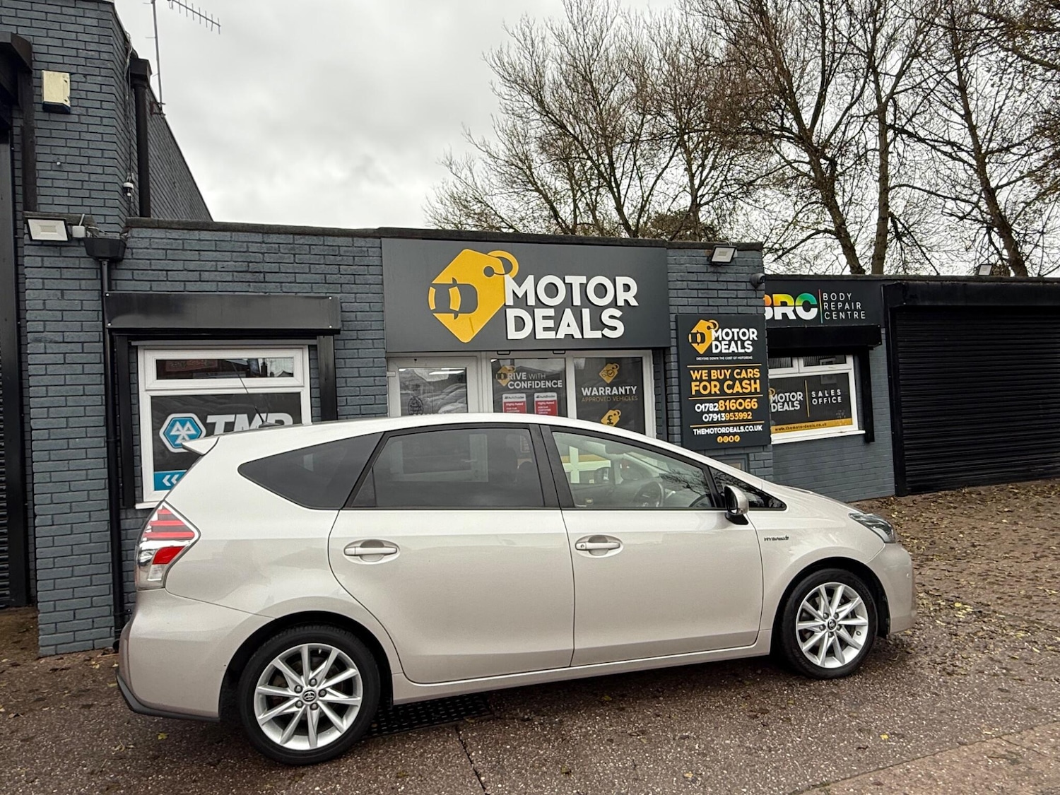 Used Toyota Prius+ 2020 for sale - 76753228: Photo 6