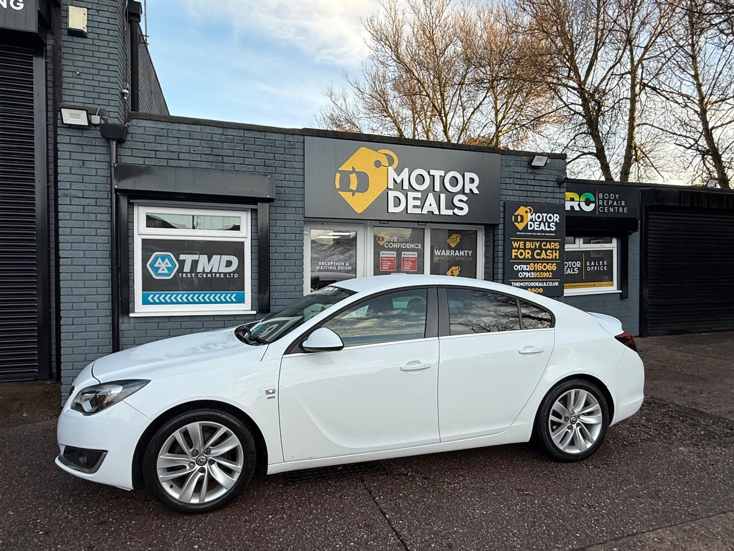 Used Vauxhall Insignia 2014 for sale - 77021048: Photo 3