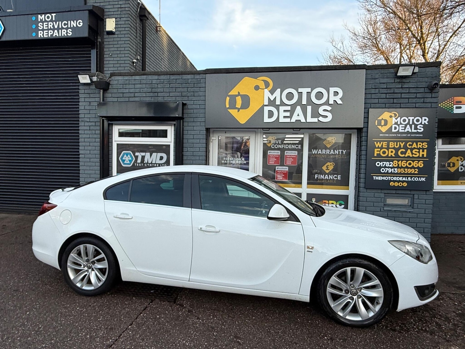 Used Vauxhall Insignia 2014 for sale - 77021048: Photo 5