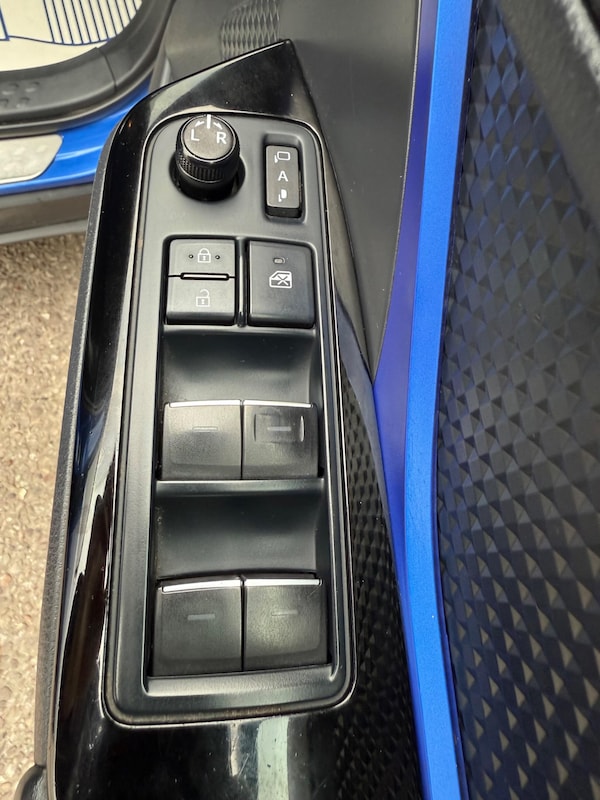 Used Toyota C-HR 2020 for sale - 76315038: Photo 27
