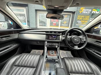 Used Jaguar XF 2017 for sale - 79612944: Photo