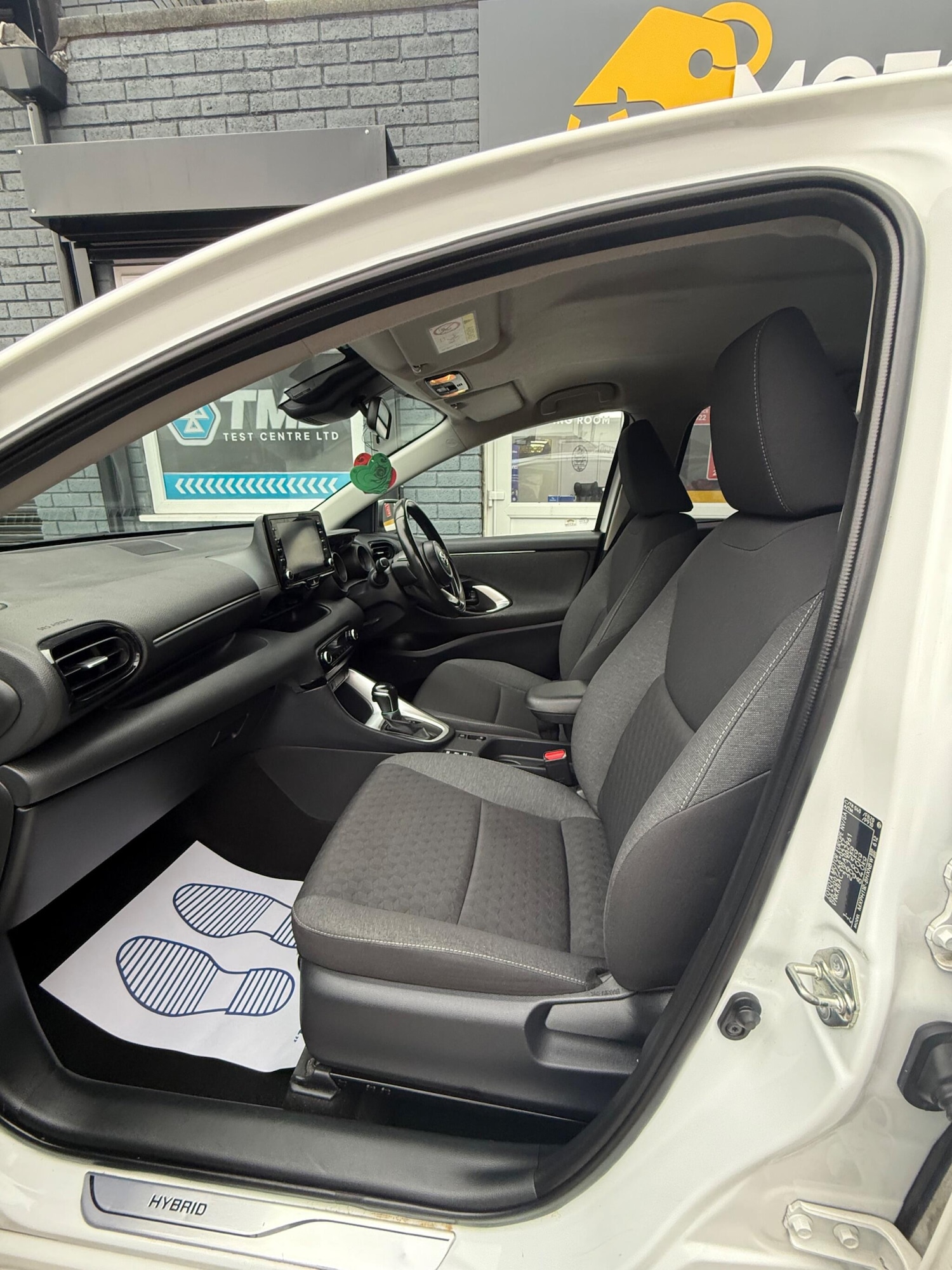 Used Toyota Yaris 2020 for sale - 77082105: Photo 17