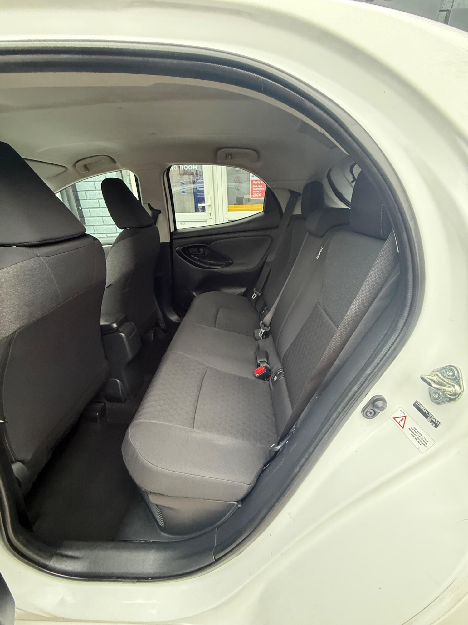 Used Toyota Yaris 2020 for sale - 77082105: Photo 19