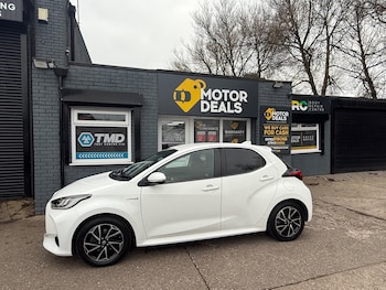 Used Toyota Yaris 2020 for sale - 77082105: Photo