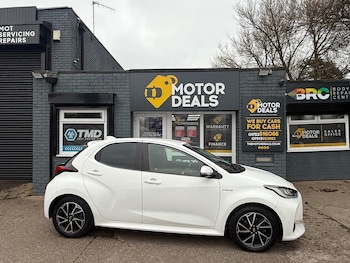 Used Toyota Yaris 2020 for sale - 77082105: Photo