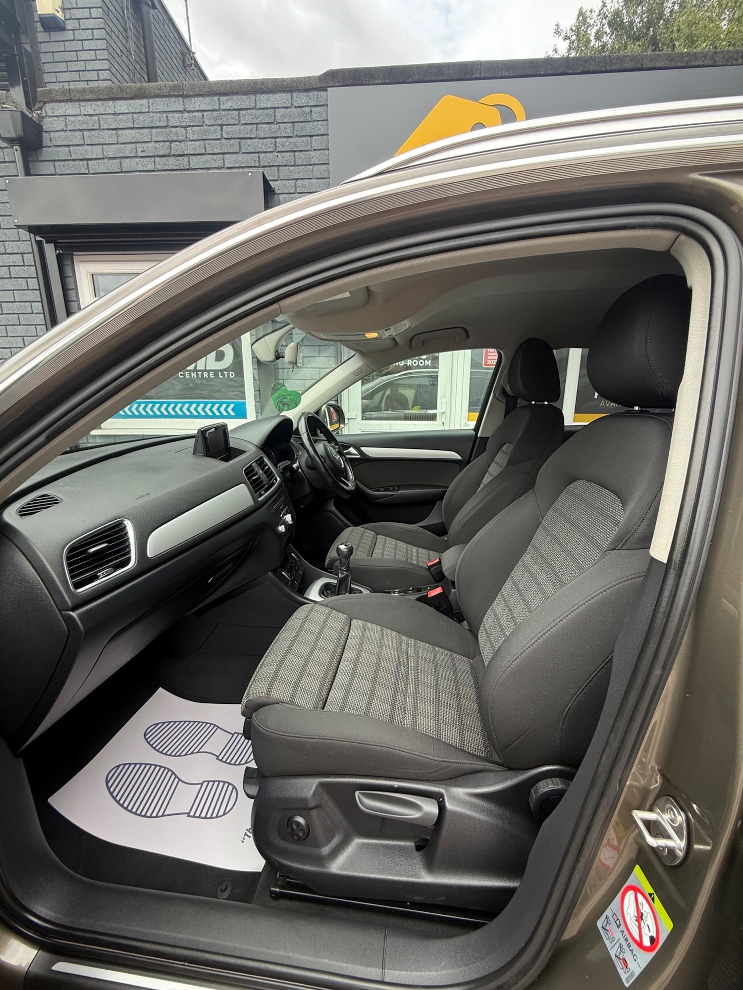 Used Audi Q3 2015 for sale - 77202395: Photo 17