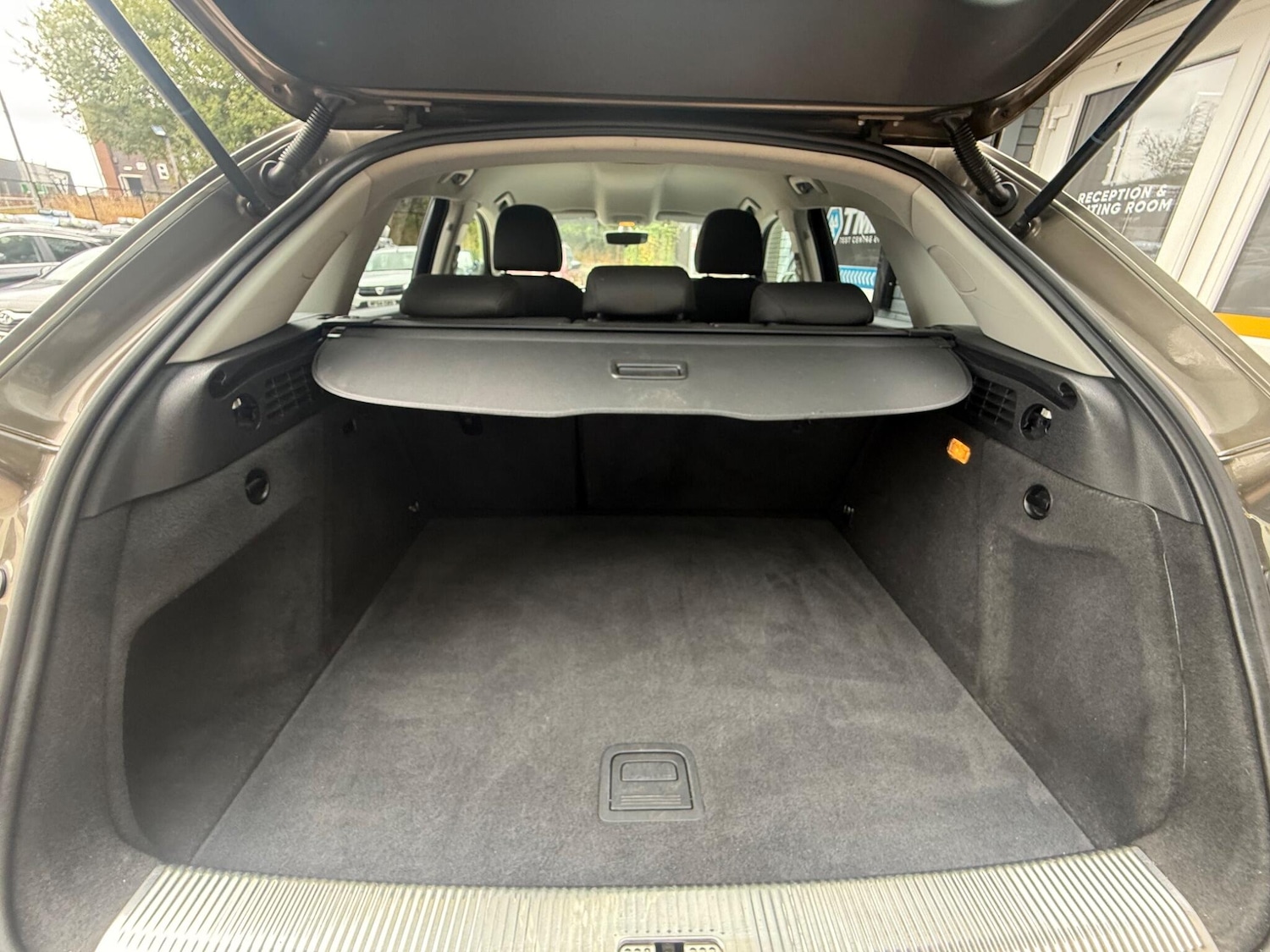 Used Audi Q3 2015 for sale - 77202395: Photo 28