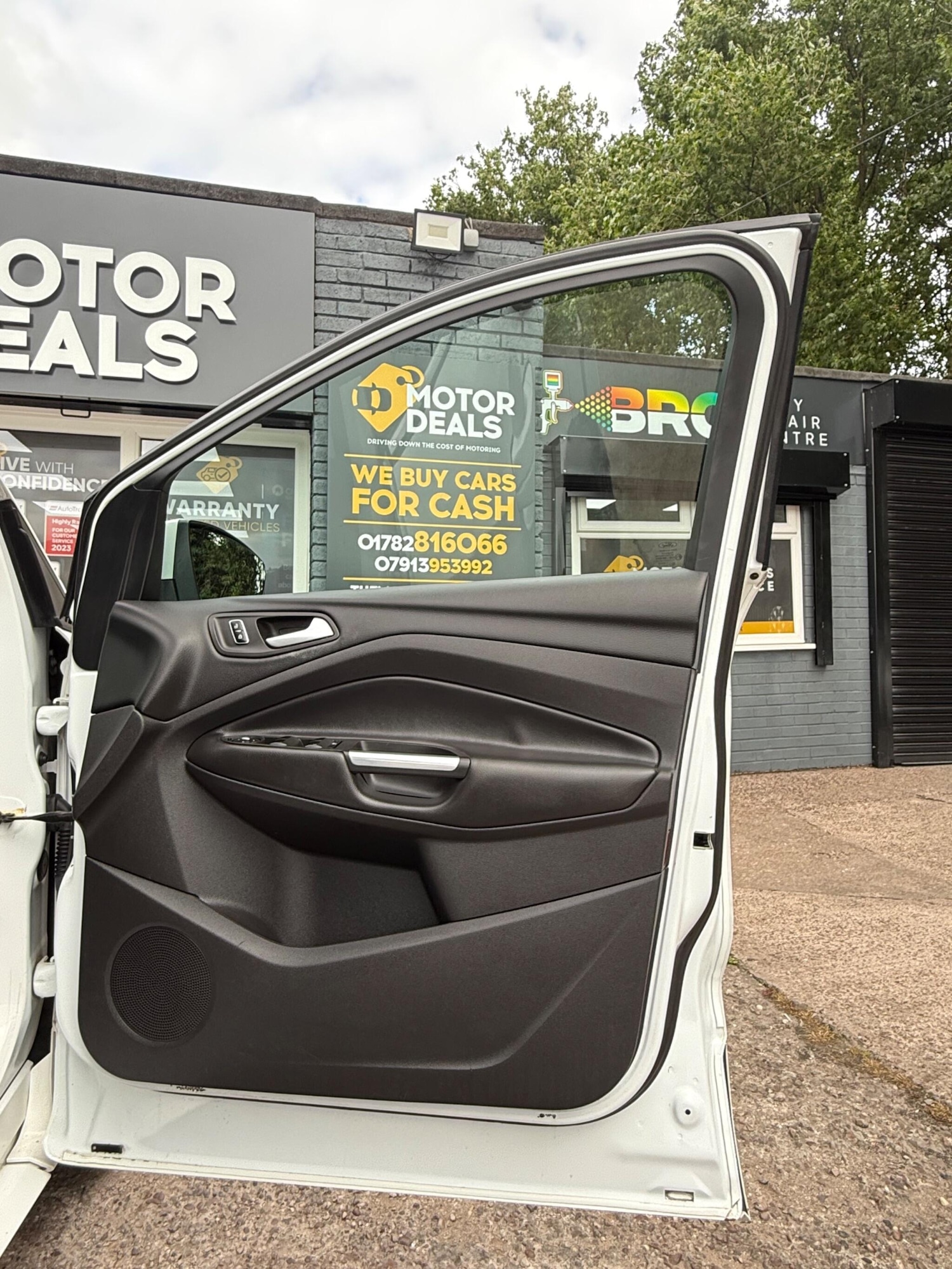 Used Ford Kuga 2013 for sale - 76032647: Photo 12