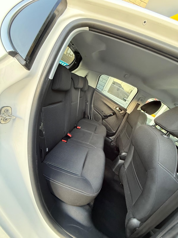 Used Peugeot 208 2019 for sale - 74799305: Photo 22