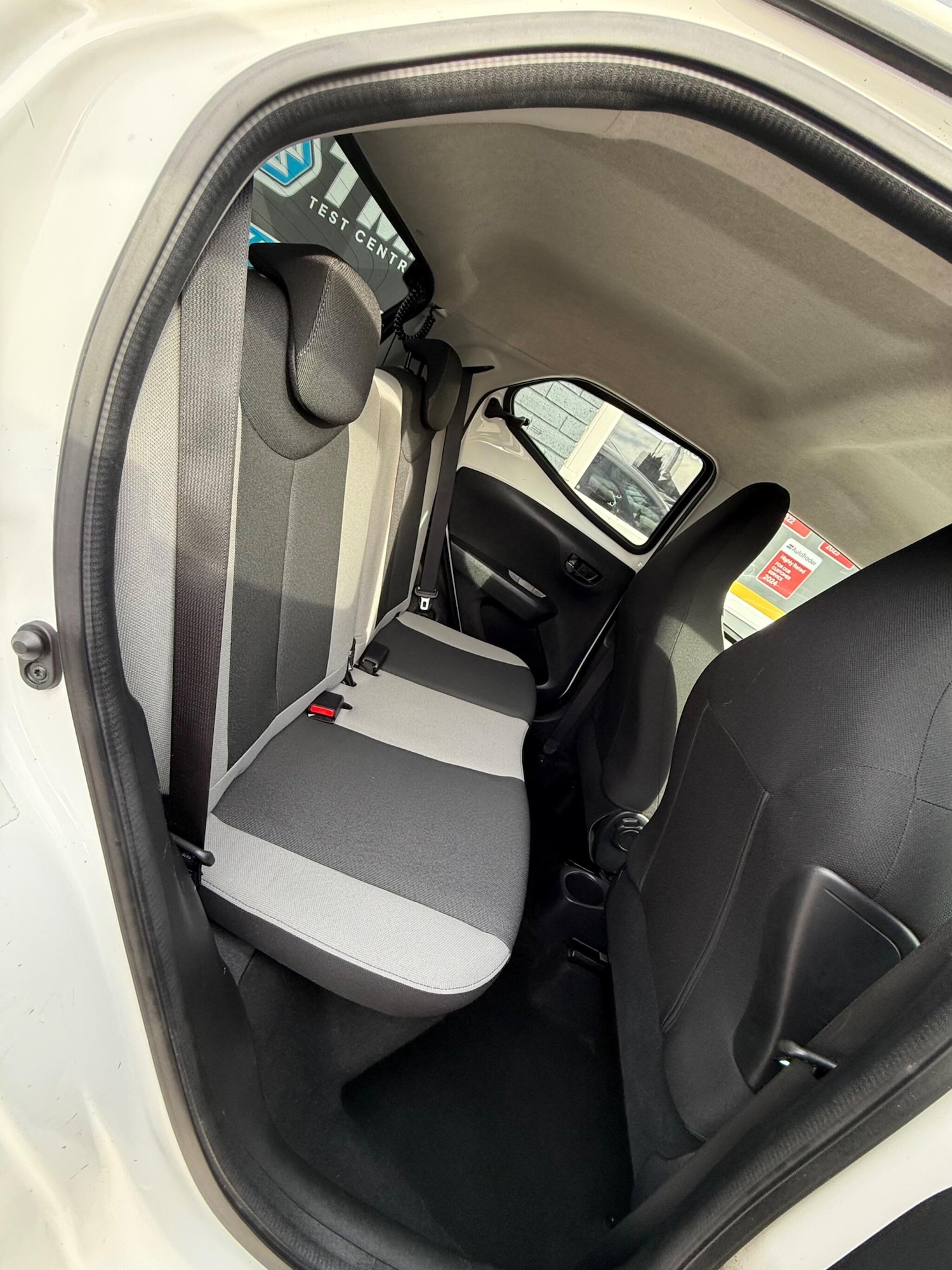 Used Toyota AYGO for sale - 78128183: Photo 22