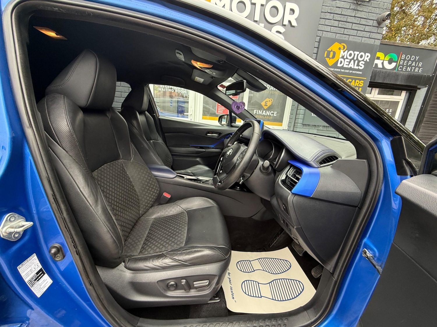 Used Toyota C-HR 2020 for sale - 77203790: Photo 15