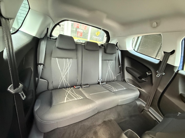 Used Peugeot 208 2014 for sale - 76189887: Photo 18