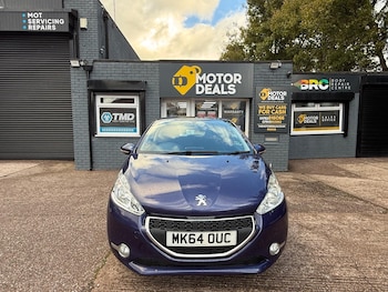 Used Peugeot 208 2014 for sale - 76189887: Photo 2