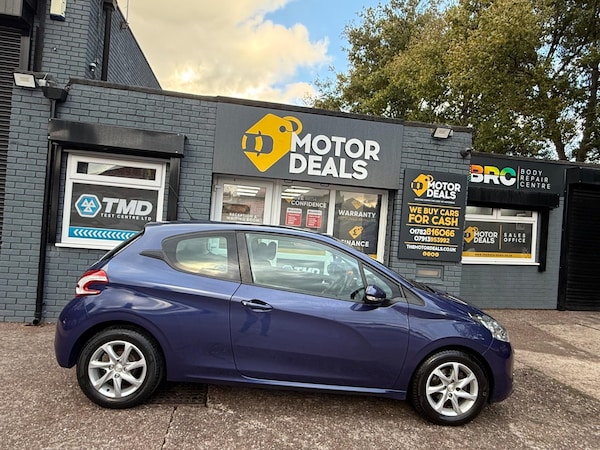 Used Peugeot 208 2014 for sale - 76189887: Photo 8