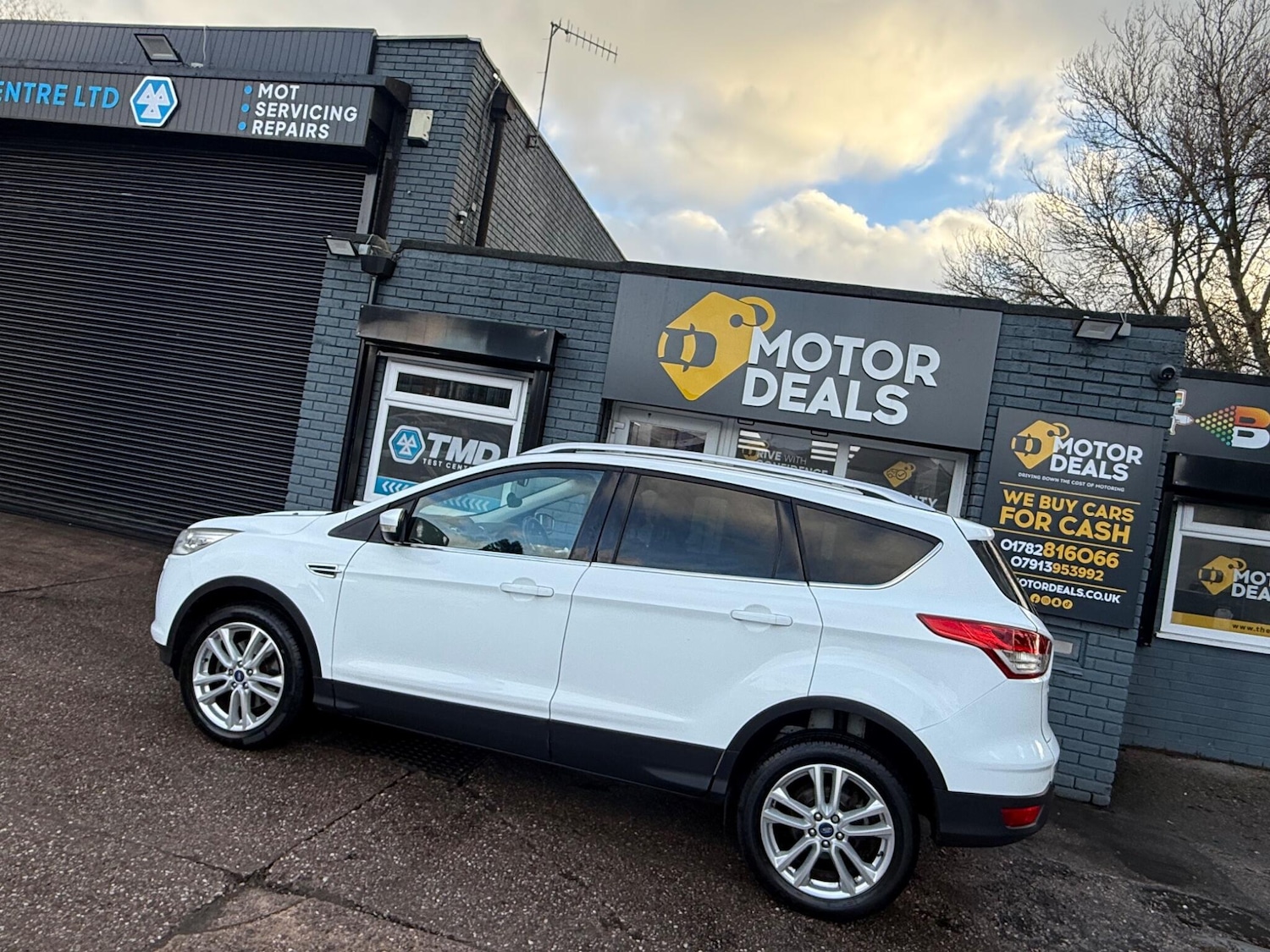 Used Ford Kuga 2014 for sale - 77440187: Photo 10