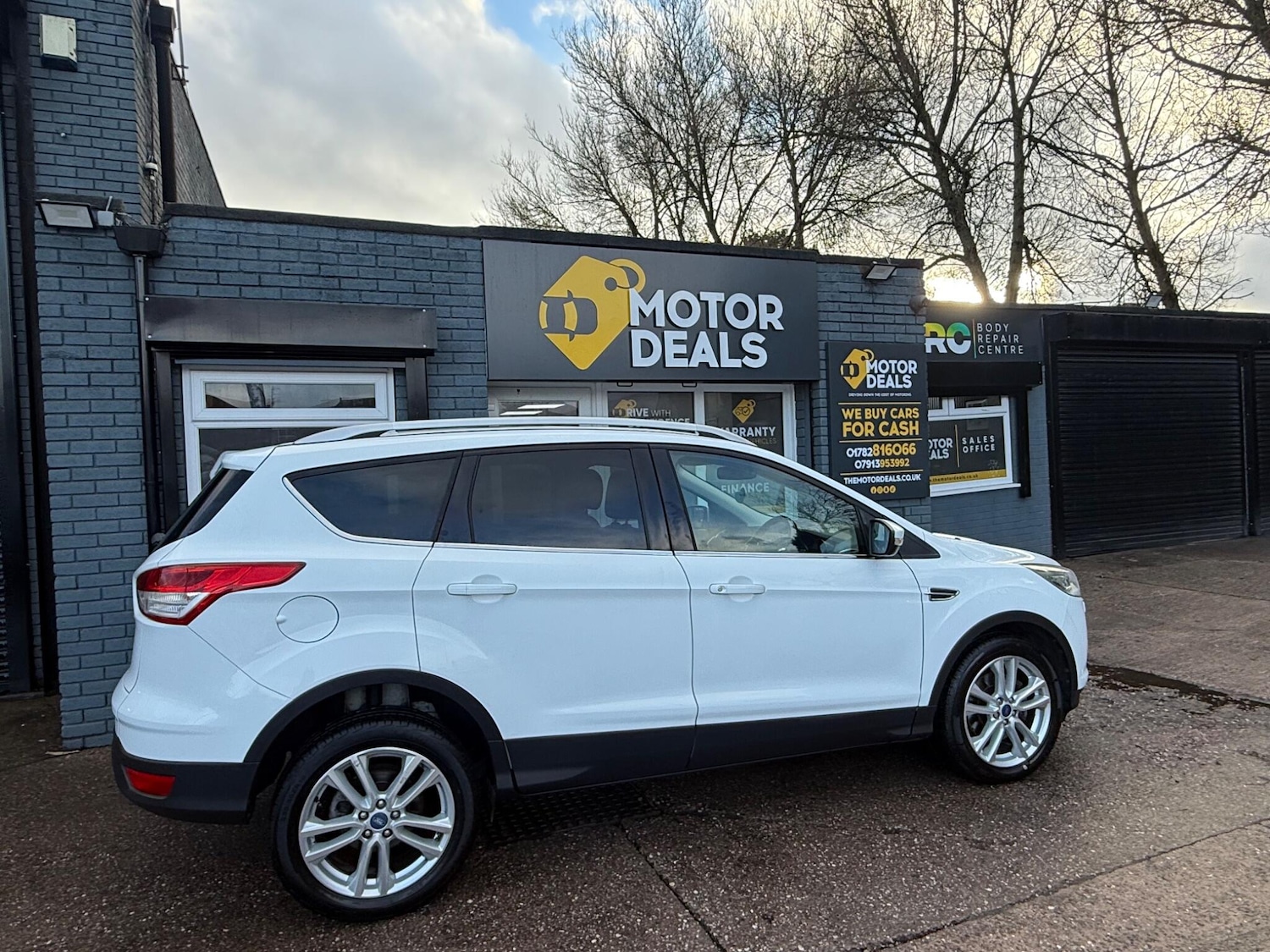 Used Ford Kuga 2014 for sale - 77440187: Photo 6