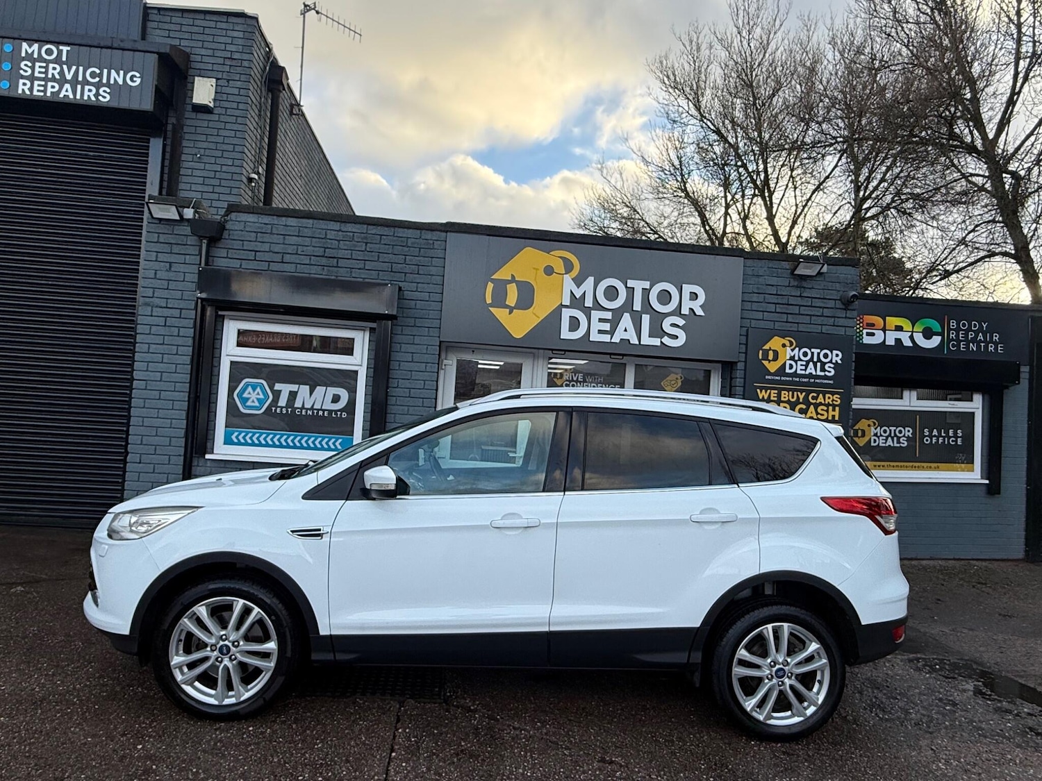 Used Ford Kuga 2014 for sale - 77440187: Photo 9