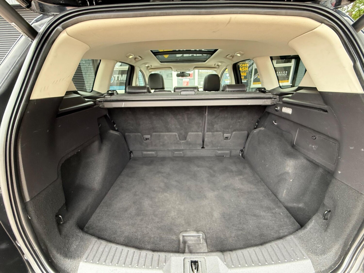 Vehicle 29