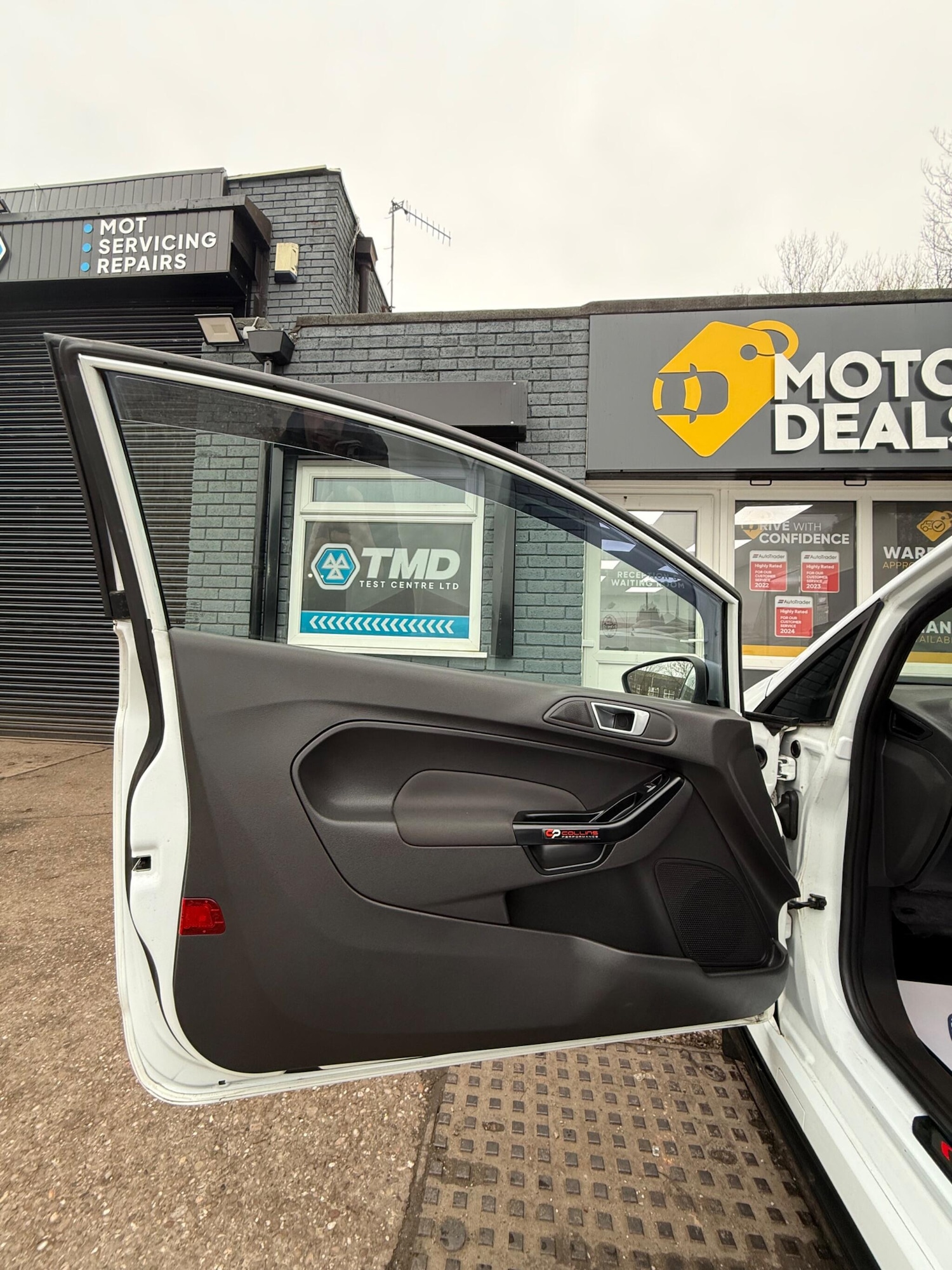 Used Ford Fiesta 2014 for sale - 77441392: Photo 13