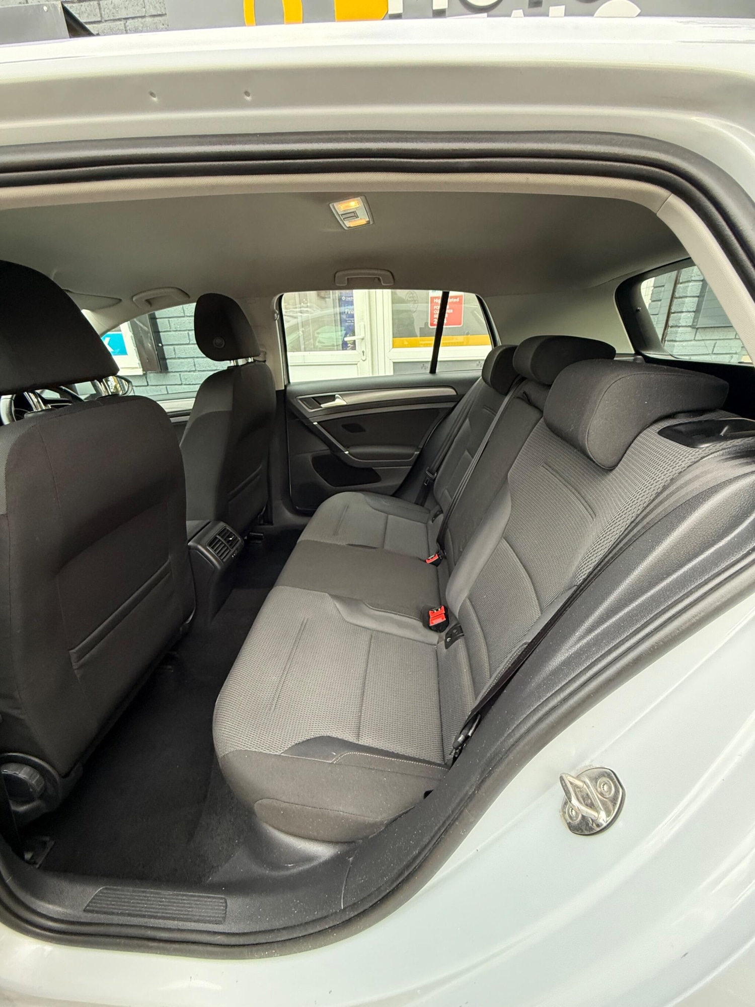 Used Volkswagen Golf 2018 for sale - 76839381: Photo 20