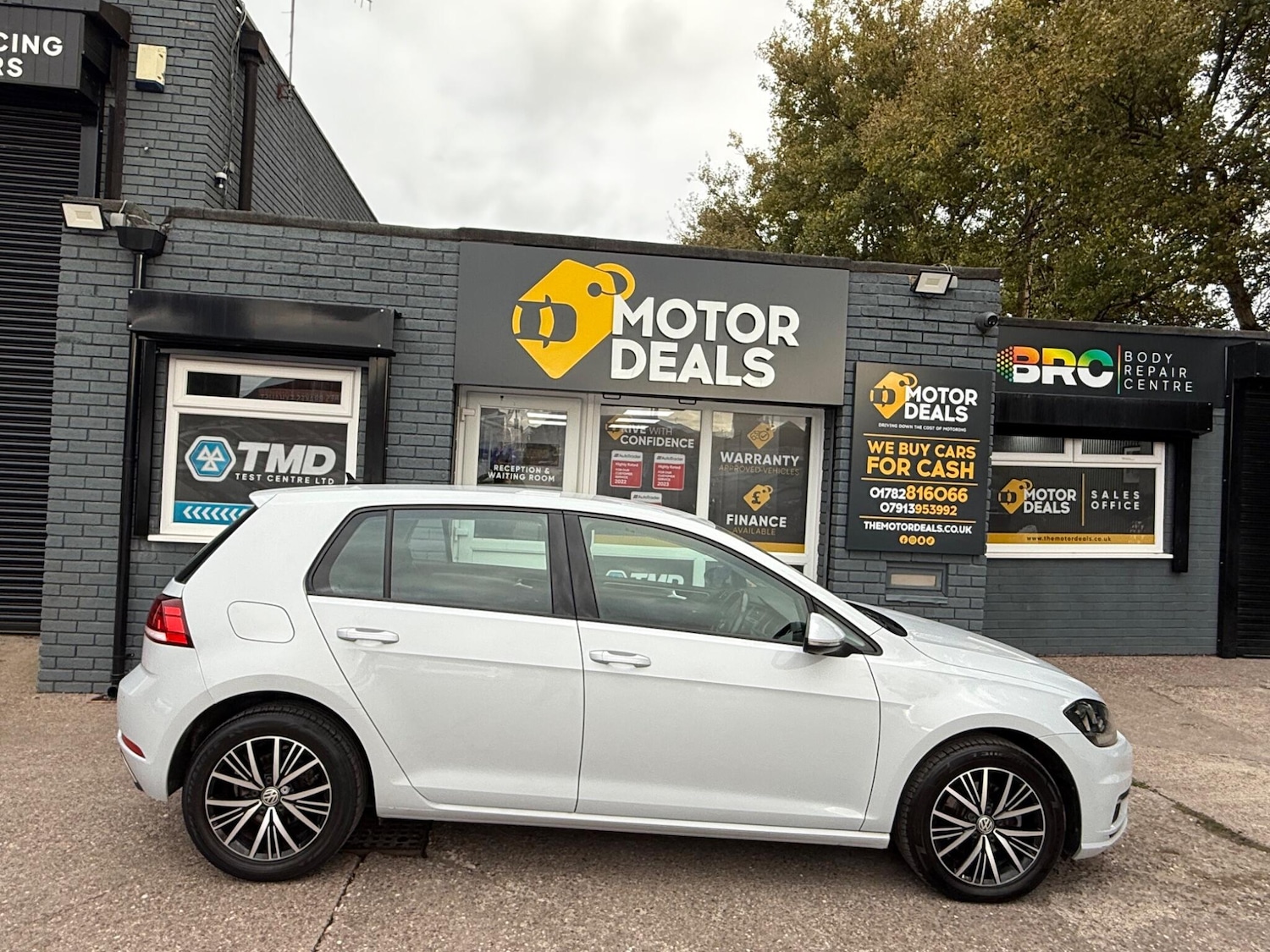Used Volkswagen Golf 2018 for sale - 76839381: Photo 8