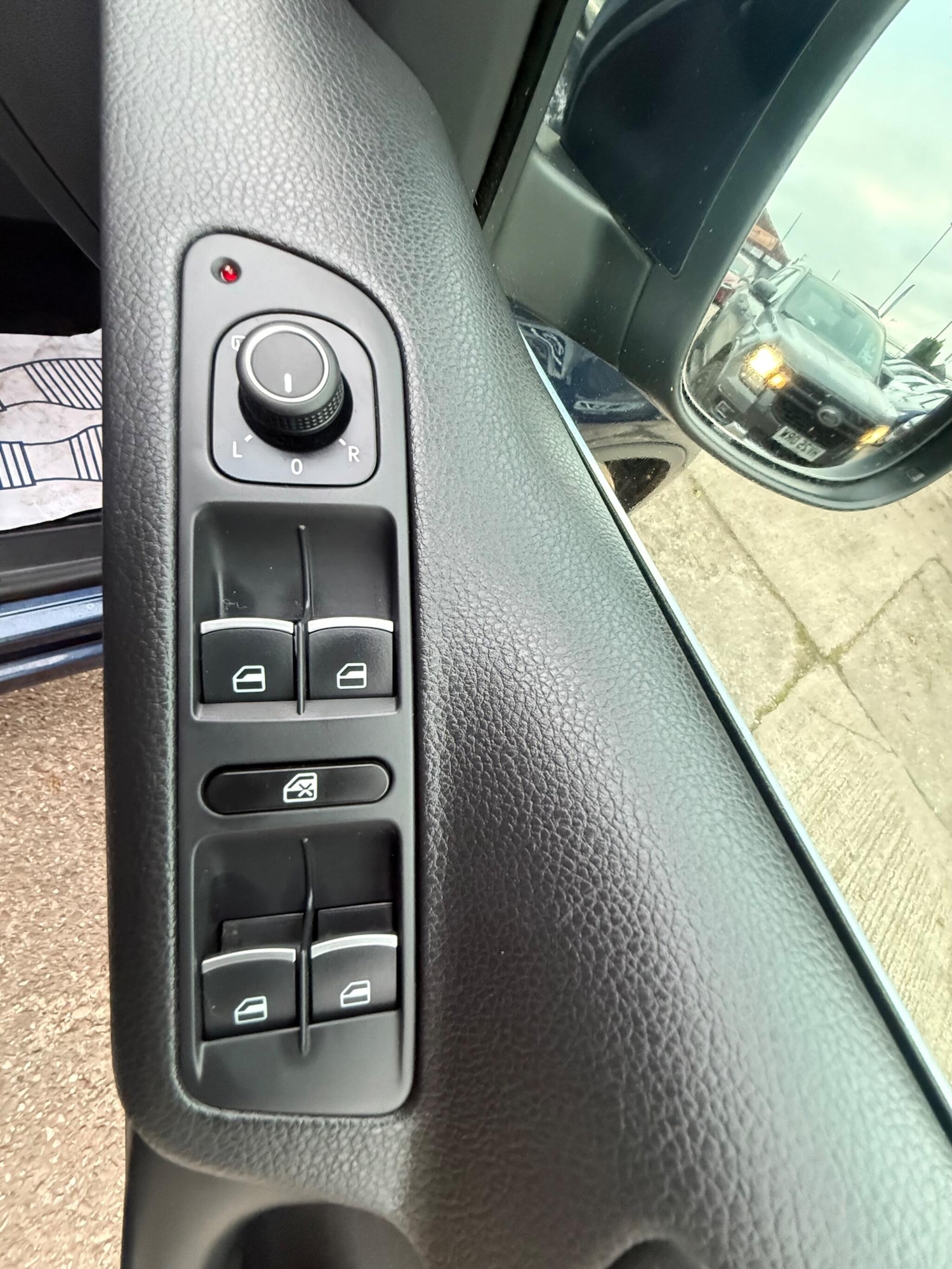 Used Volkswagen Tiguan 2015 for sale - 77203404: Photo 27