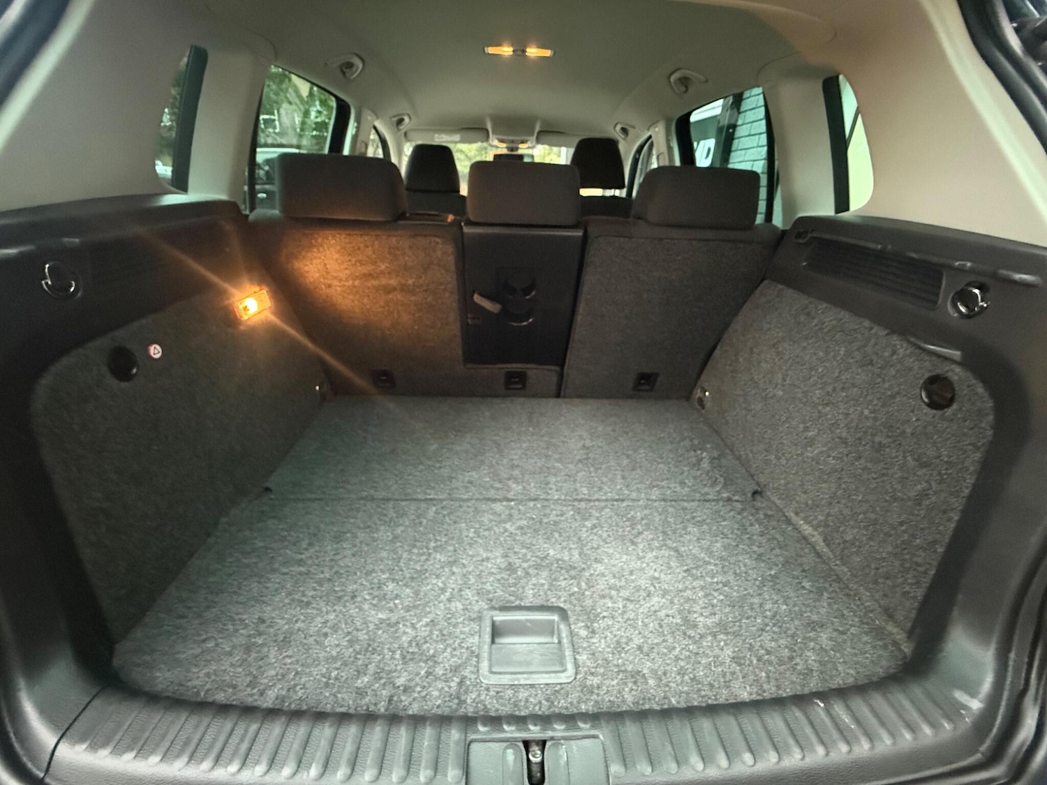 Used Volkswagen Tiguan 2015 for sale - 77203404: Photo 29