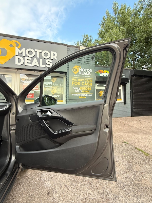 Used Peugeot 208 2019 for sale - 75551690: Photo 14