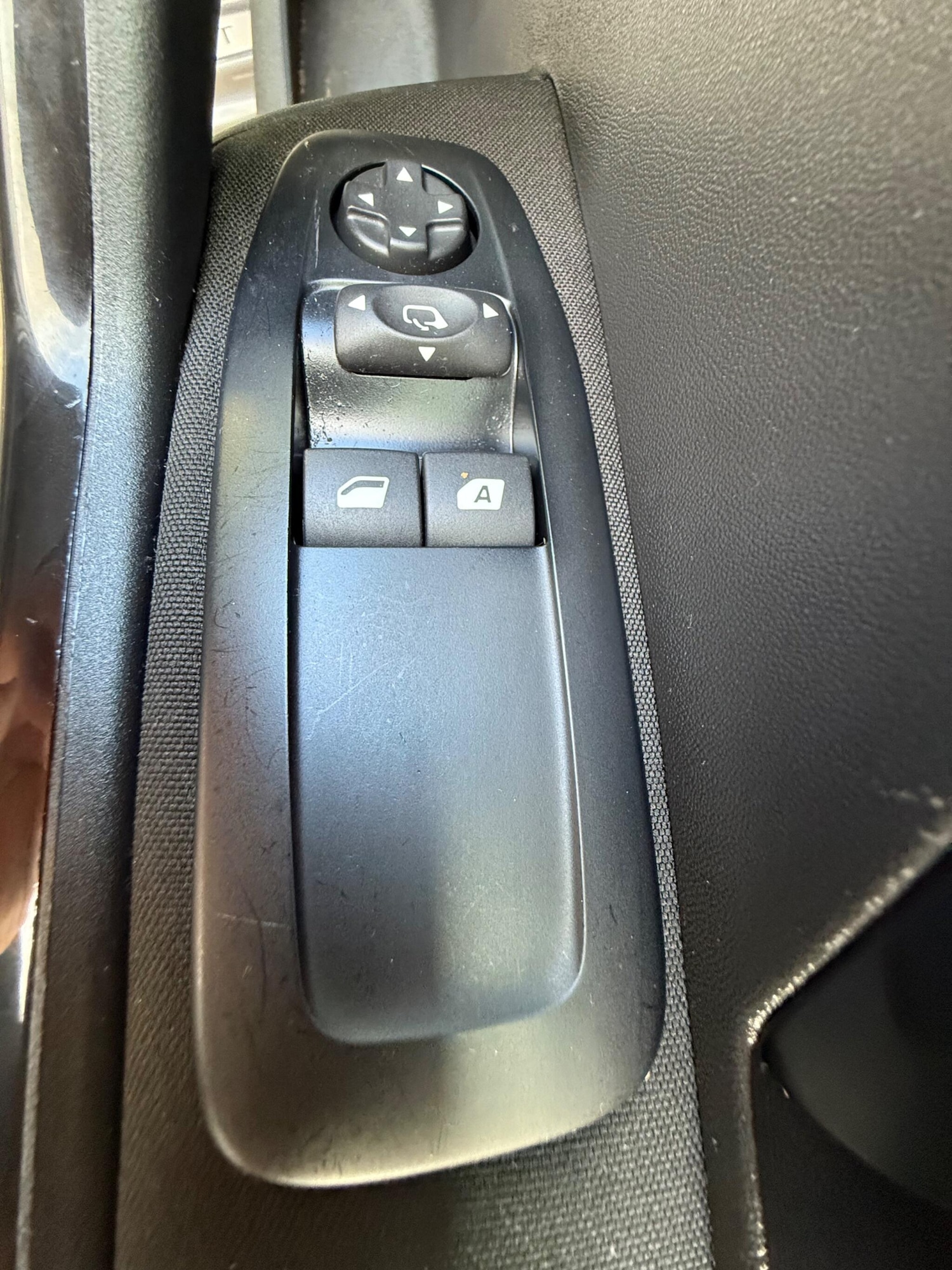 Vehicle 28
